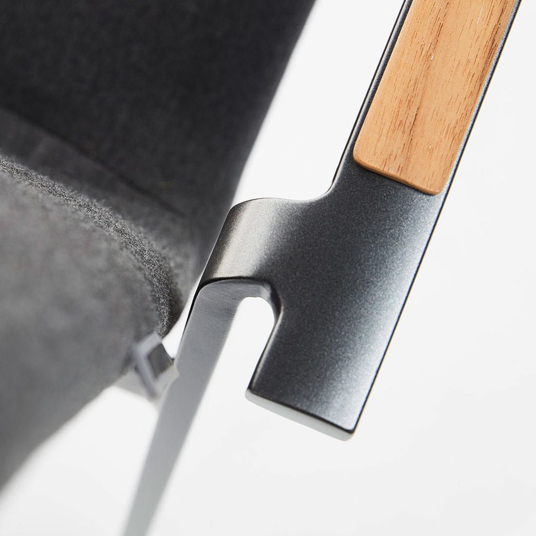 Oversikt over Stabelstol ute Diamond aluminium/Sunbrella - Kettler i hage