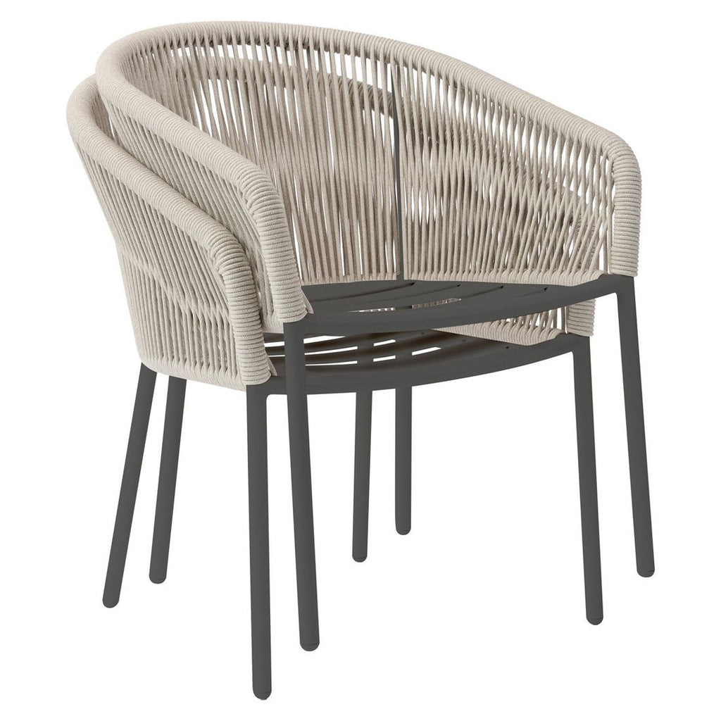 Stabelstol ute Loop aluminium/tau med puter 63x68 cm - Solpuri i naturlig lys