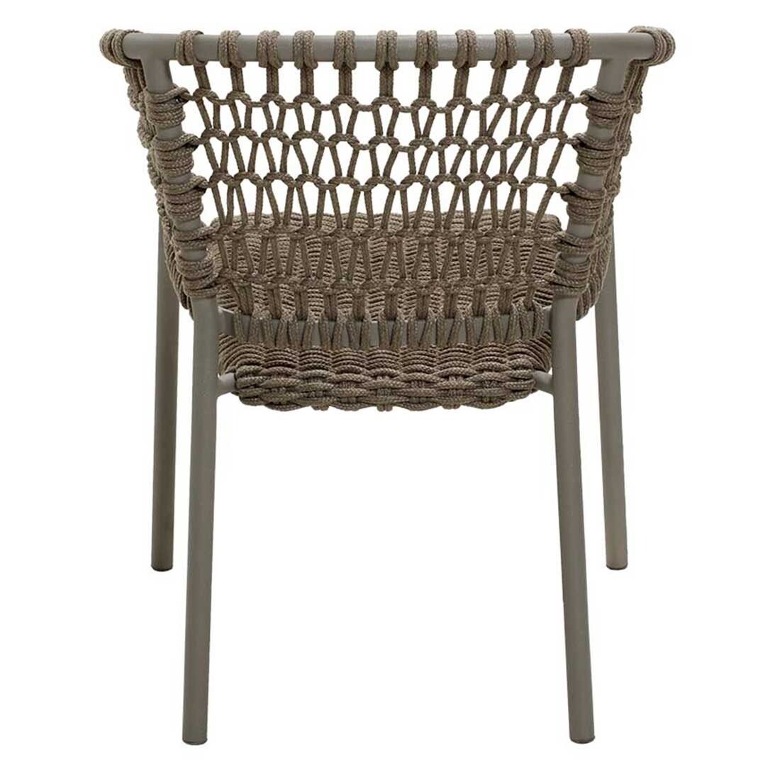 Montert Stabelstol ute Ocean aluminium tau taupe på terrasse