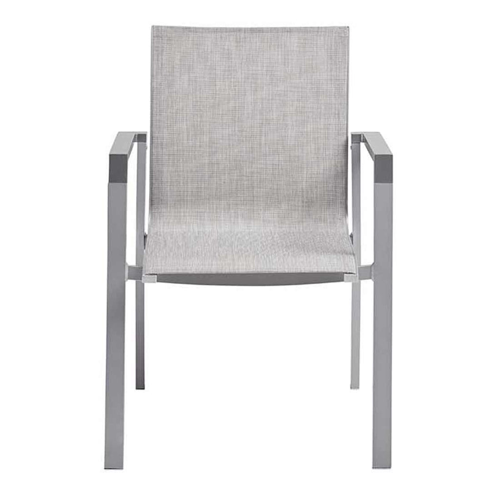 Stabelstol ute Rasmus aluminium/textilen 60x62 cm montert i hage