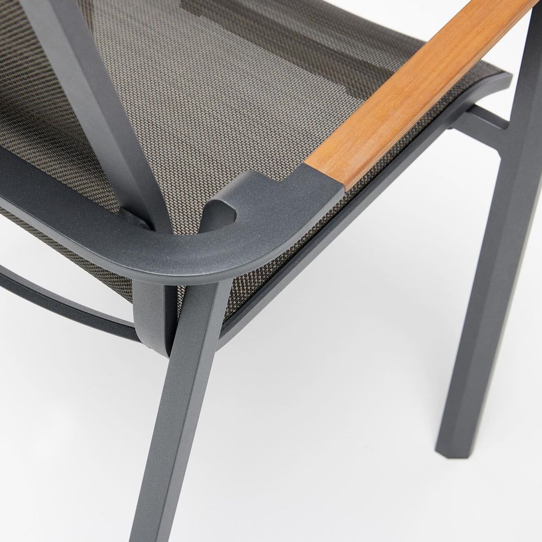 Nærbilde av stoffet på stabelstol ute Sense høyrygg aluminium/textilen - Kettler