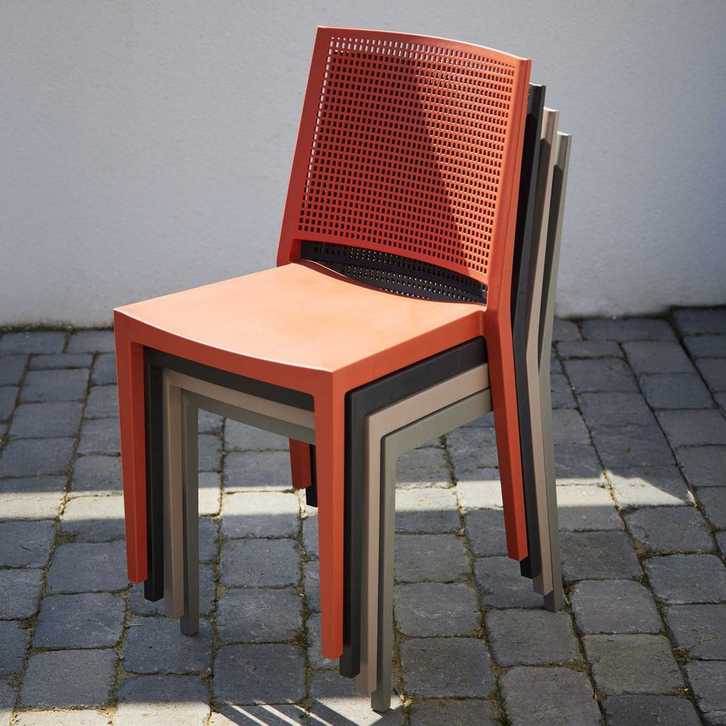 Stabelstol ute Square plast 46x56 cm - Siena Garden