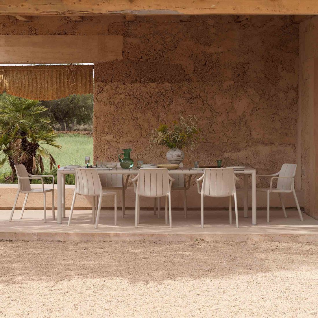Stabelstol ute Tiberina plast 59x55,5 cm - Nardi detalj av ben