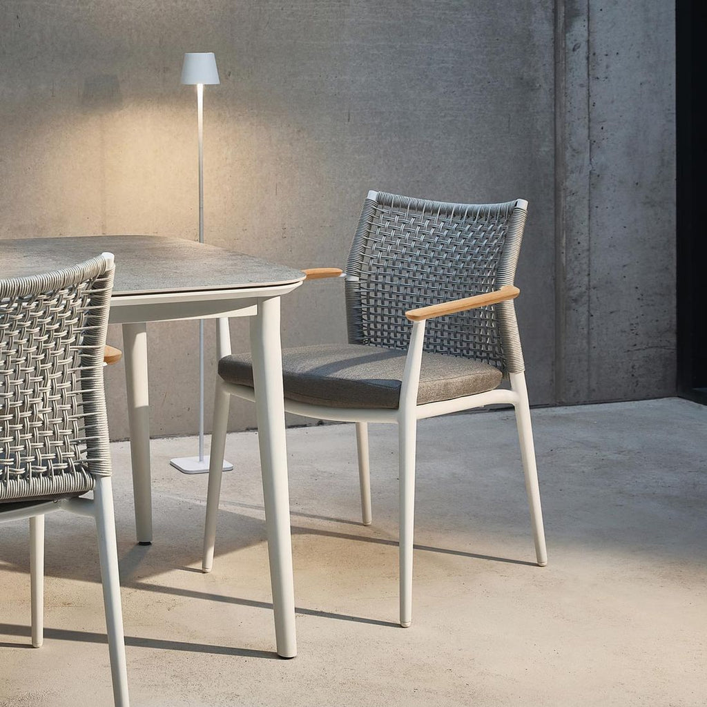 Stabelstoler ute Vera stablet aluminium tau akryl