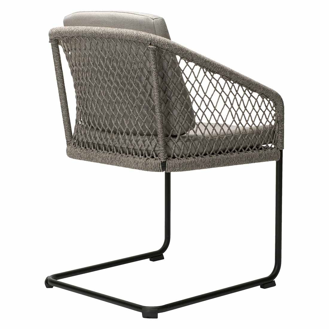 Nærbilde av tekstilmateriale i Svingstol Odea aluminium og tau 58x62 cm - Stern