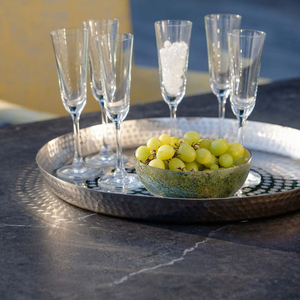 Uttrekkbart hagebord 214/274x100 cm aluminium/Dekton - Stern montert på terrasse