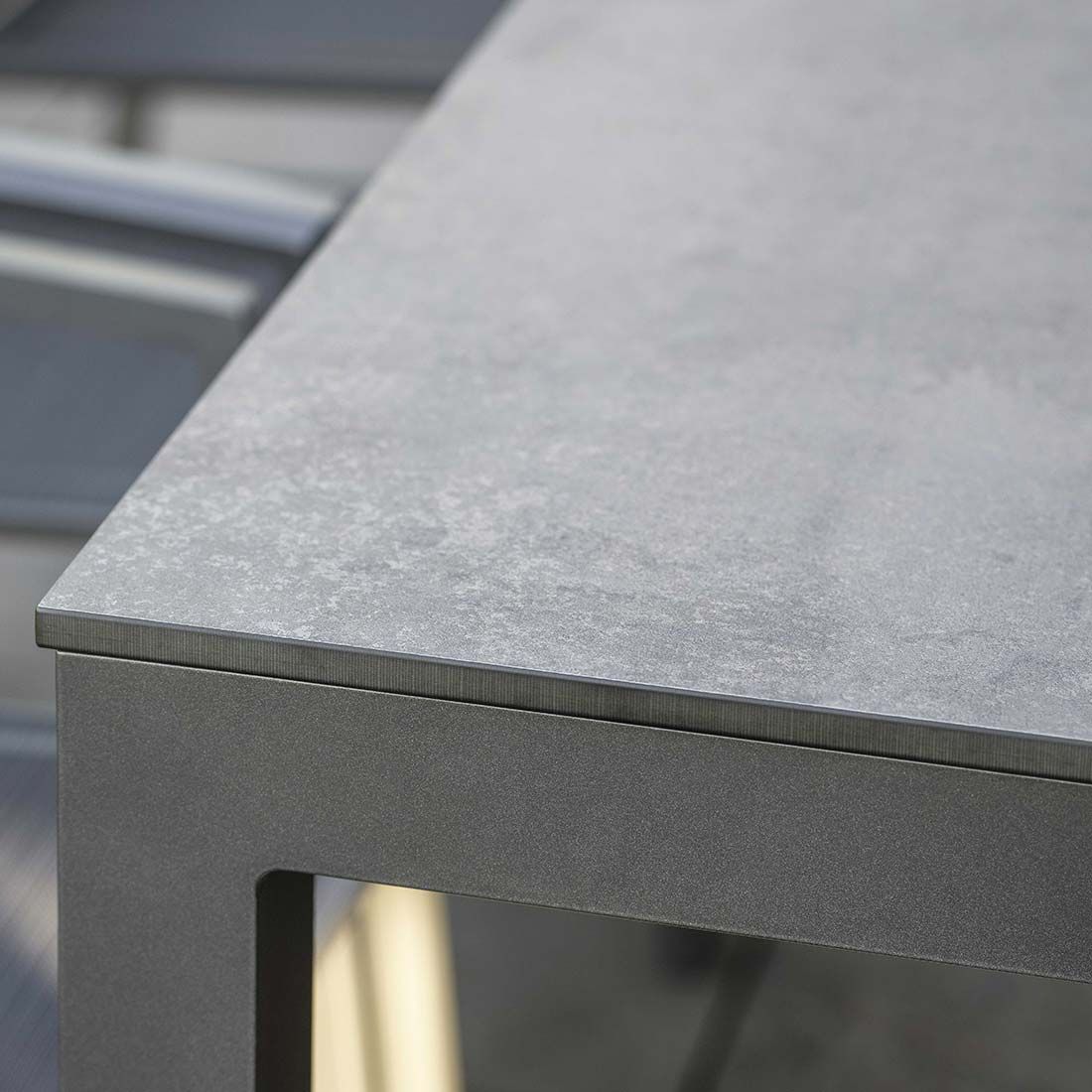 Uttrekkbart hagebord aluminium Silverstar 160/210x90 cm Stern detalj av bordben