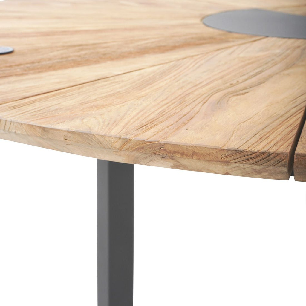 Detalj av bordplate i resirkulert teak på Uttrekkbart hagebord Catax