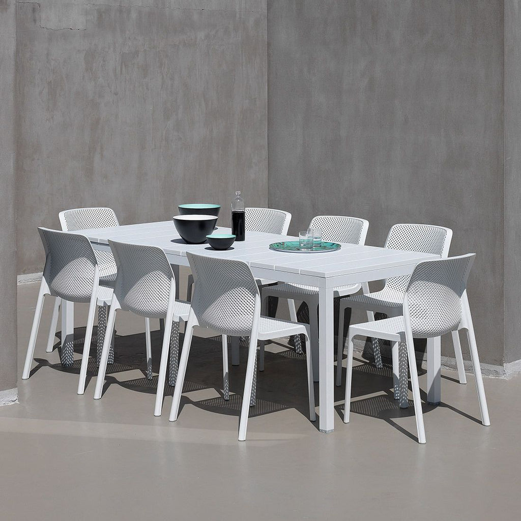 Uttrekkbart hagebord Rio 140/210x85cm aluminium - Nardi montert på terrasse