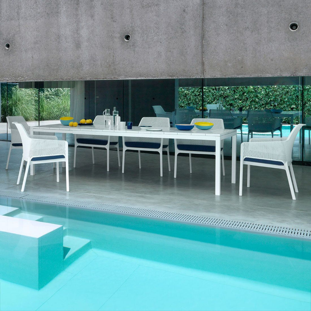 Uttrekkbart hagebord Rio 210/280x100cm aluminium montert på terrasse