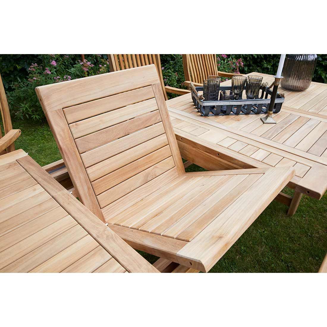 Uttrekkbart hagebord Riva teak 180/280x100 cm nærbilde av ben