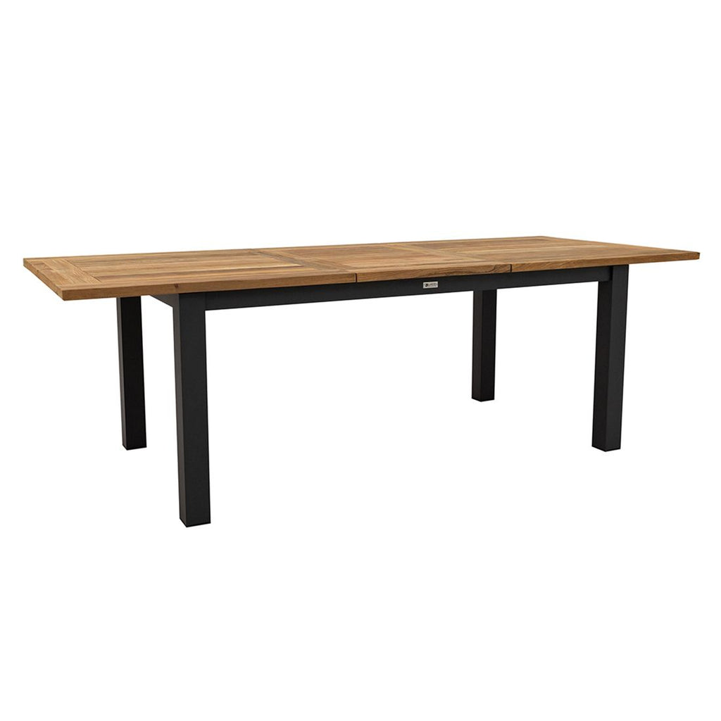 uttrekkbart hagebord riviano montert i hage